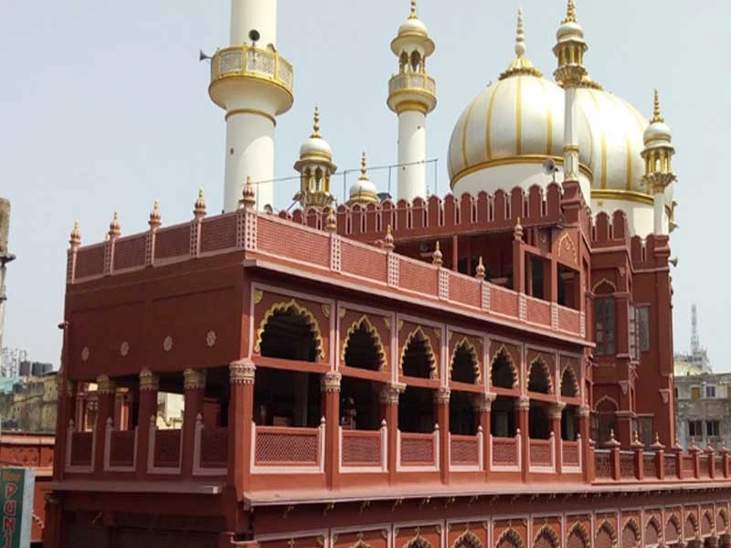 Nakhoda-mosque-kolkata-tourism