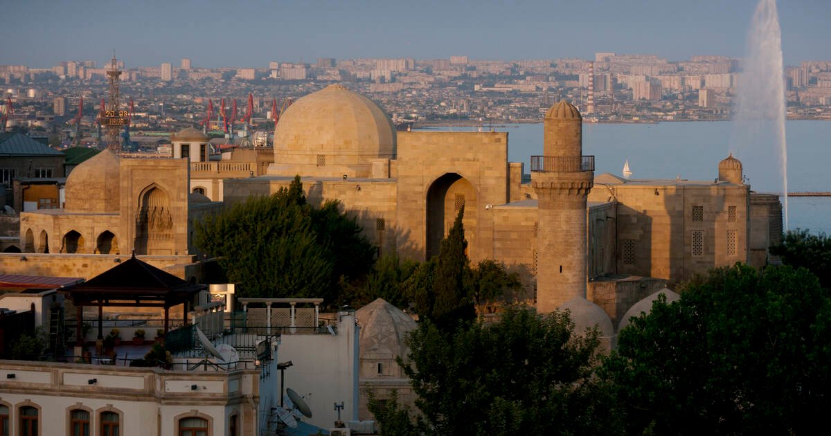 Top Places to Visit in Baku Tour Packages